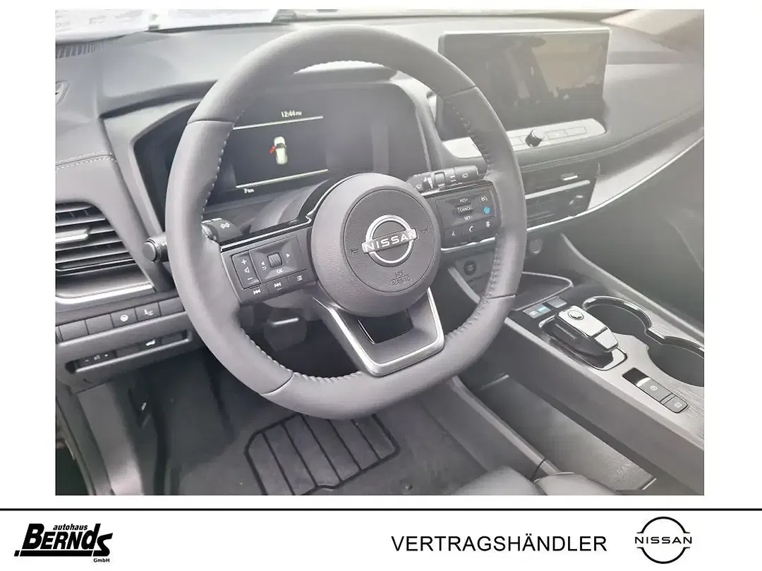 Nissan X-Trail - Thumbnail 4