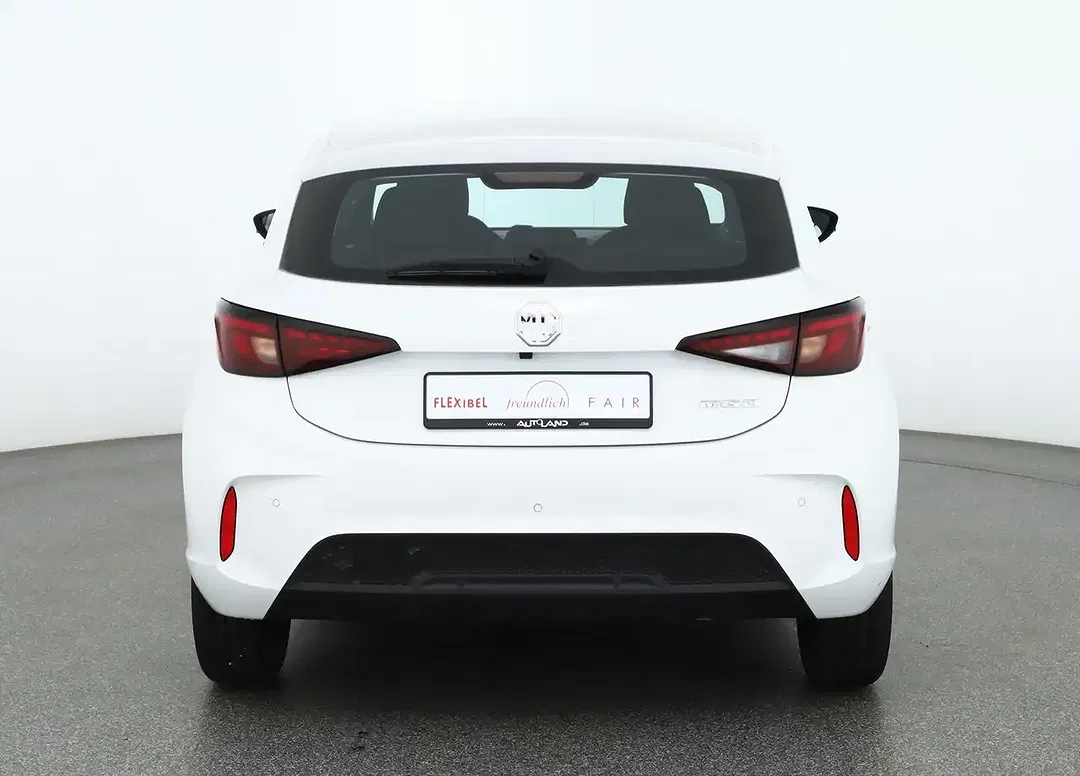 MG MG3 - Thumbnail 3