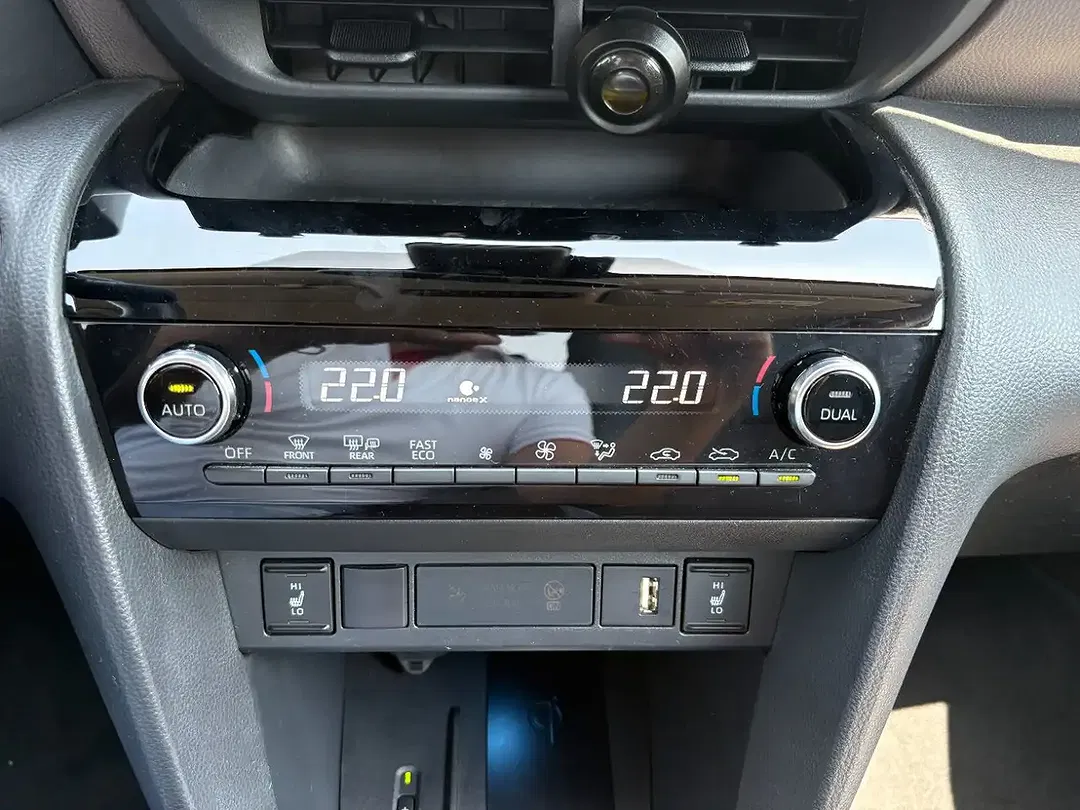 Toyota Yaris Cross - Thumbnail 12