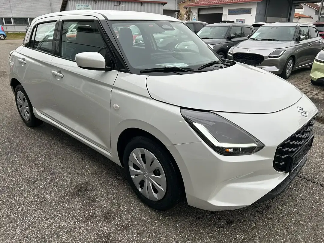 Suzuki Swift - Thumbnail 7
