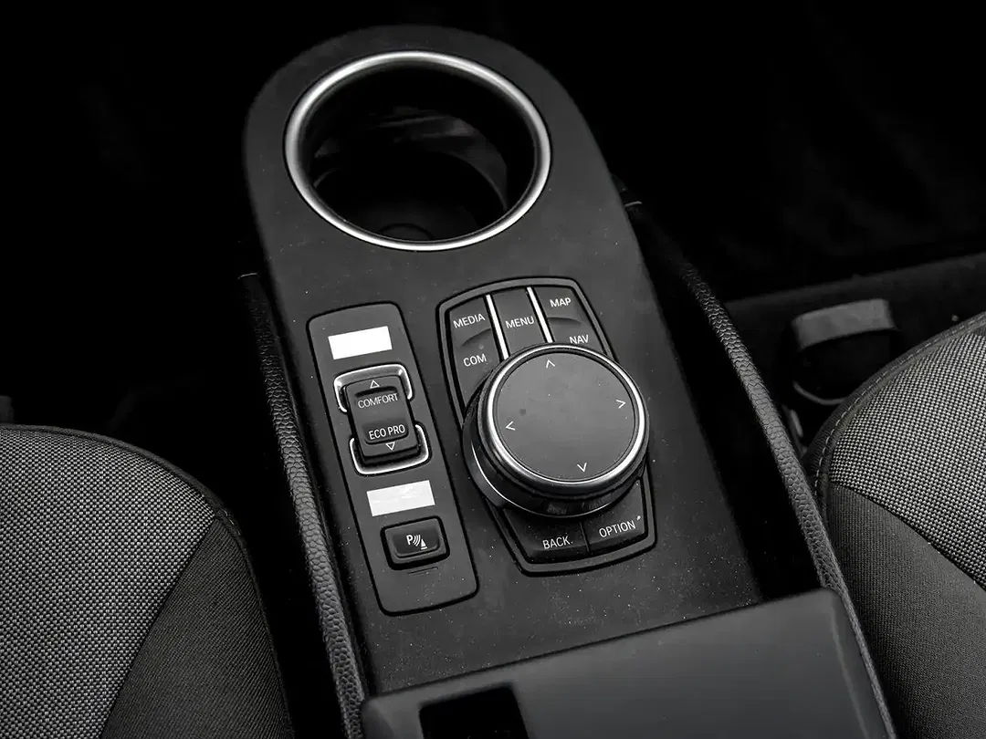 BMW i3 - Thumbnail 11