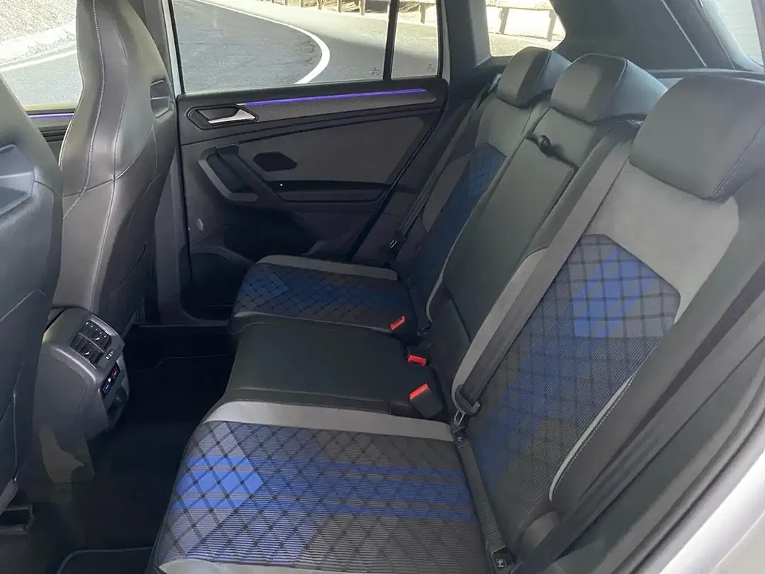 Volkswagen Tiguan - Thumbnail 8
