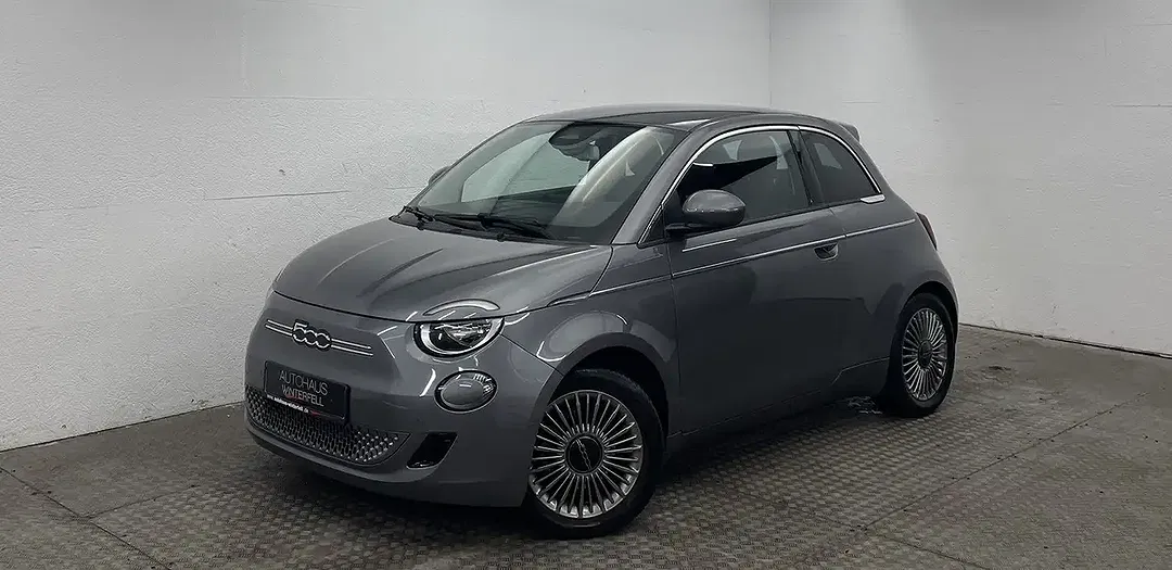 Fiat 500e - Thumbnail 1