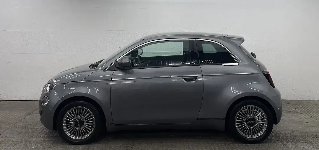 Fiat 500e - Thumbnail 2