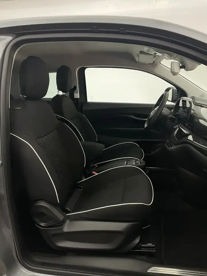 Fiat 500e - Thumbnail 8