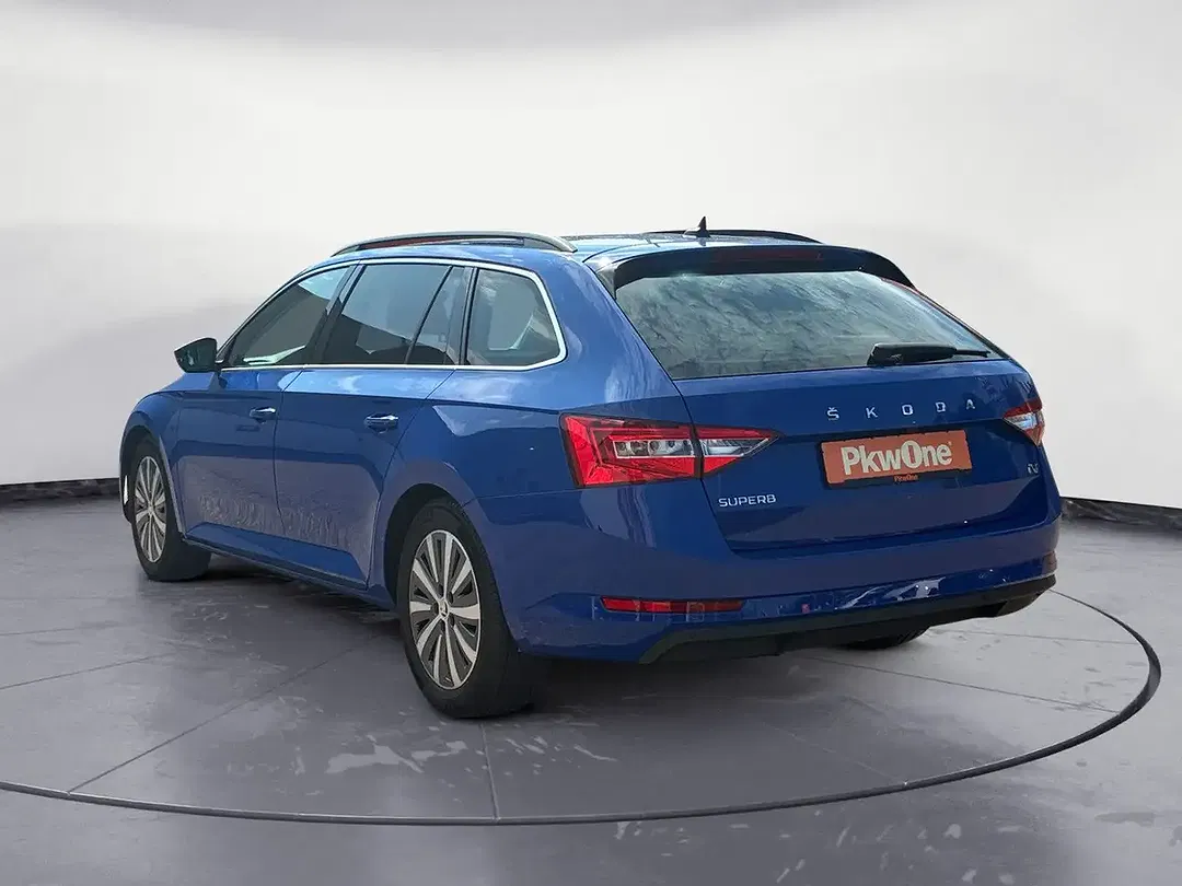 Skoda Superb - Thumbnail 3