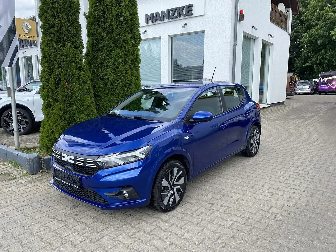 Dacia Sandero - Thumbnail 1