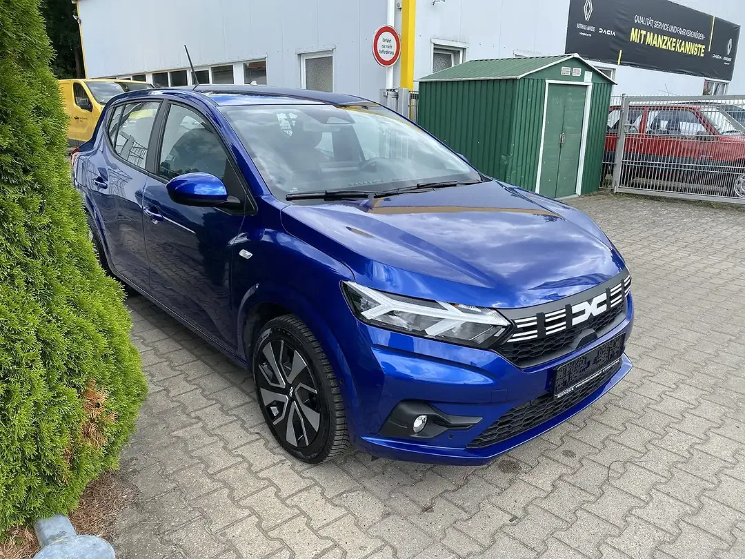Dacia Sandero - Thumbnail 3