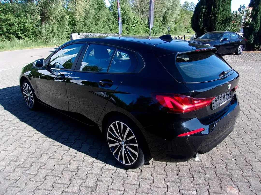 BMW 118 - Thumbnail 5