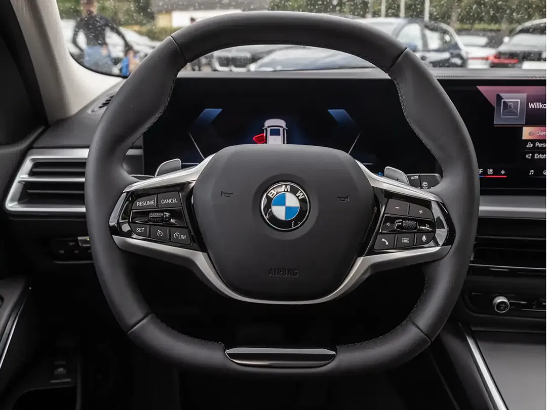 BMW 318 - Thumbnail 11
