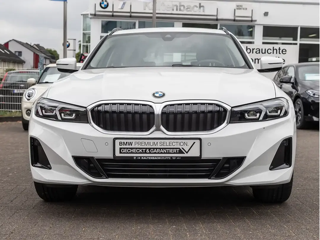 BMW 318 - Thumbnail 1