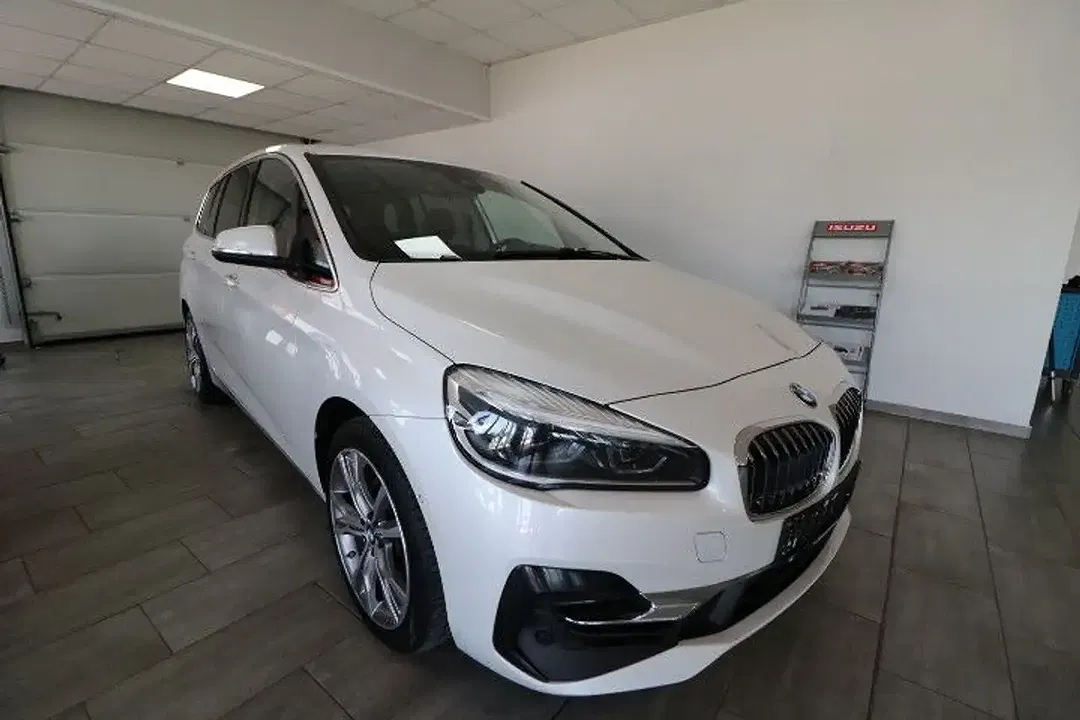 BMW 218 Gran Tourer Luxury Line - foto 1