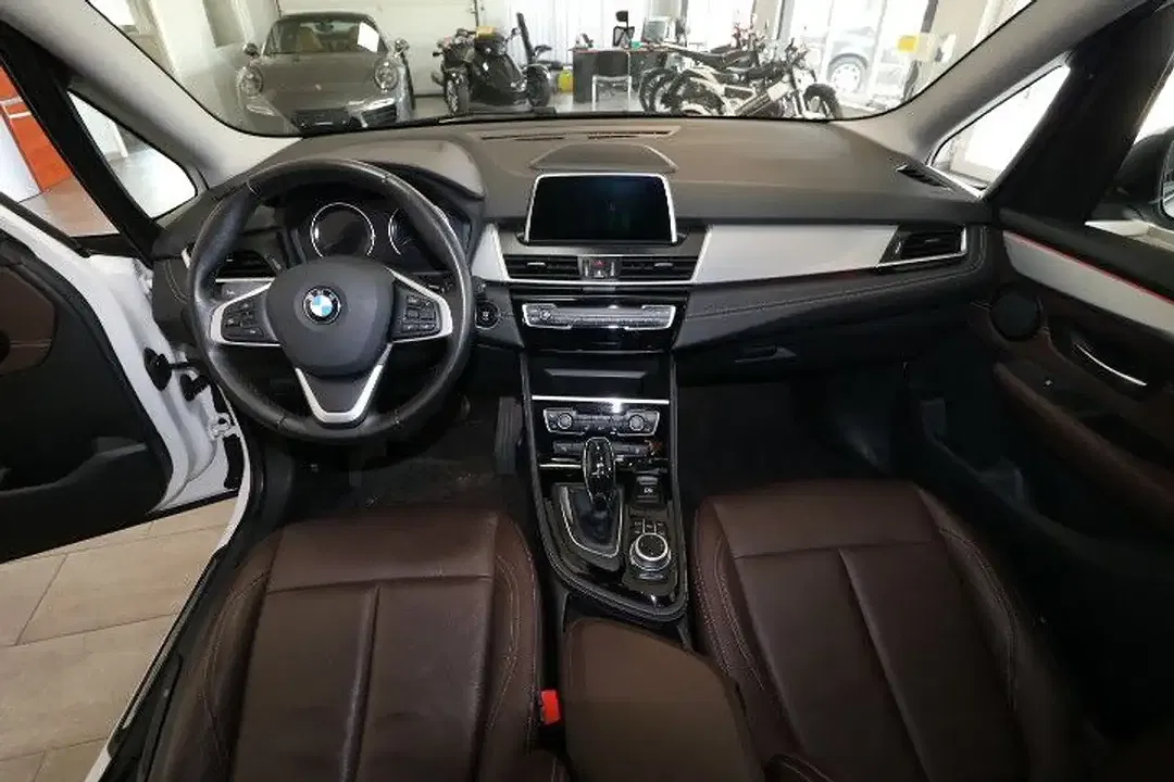 BMW 218 - Thumbnail 7