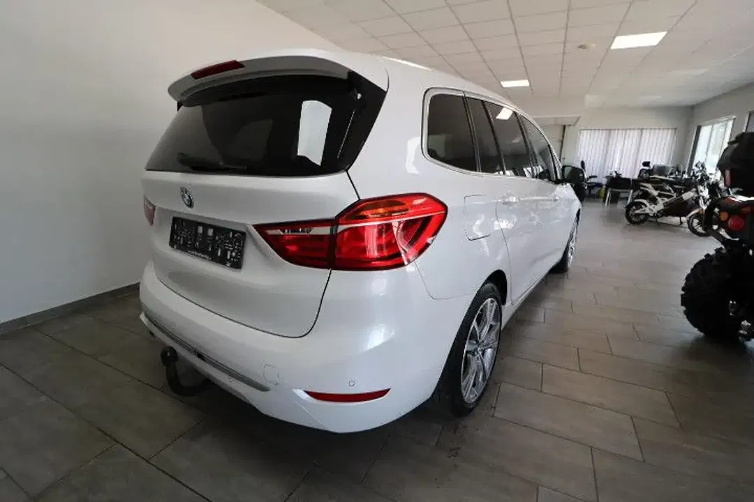 BMW 218 Gran Tourer Luxury Line - foto 2