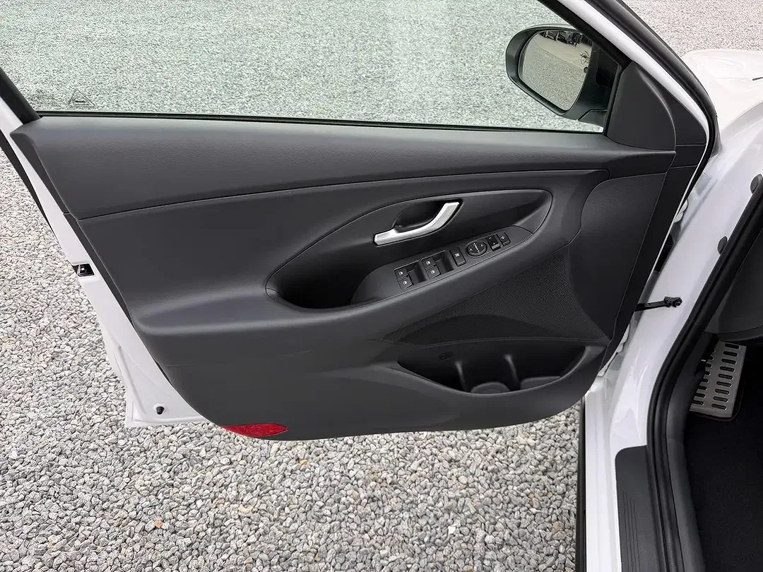 Hyundai i30 - Thumbnail 9