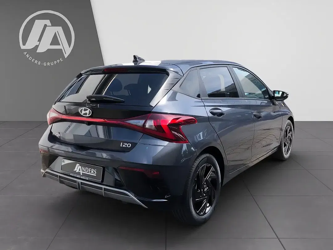 Hyundai i20 - Thumbnail 3
