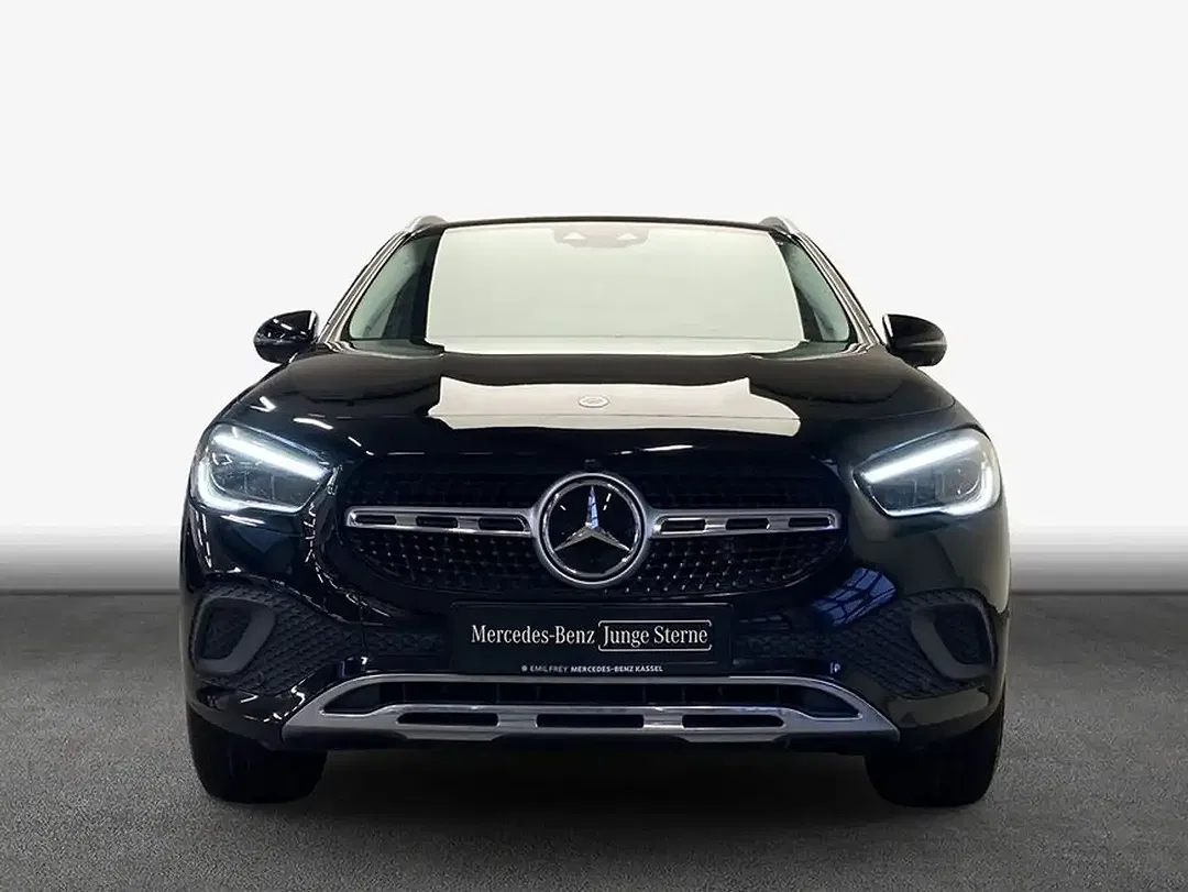 Mercedes-Benz GLA 250 - Thumbnail 3
