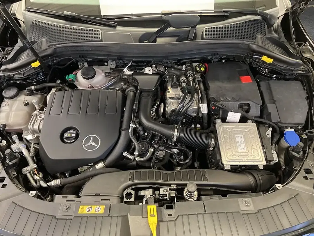 Mercedes-Benz GLA 250 - Thumbnail 8