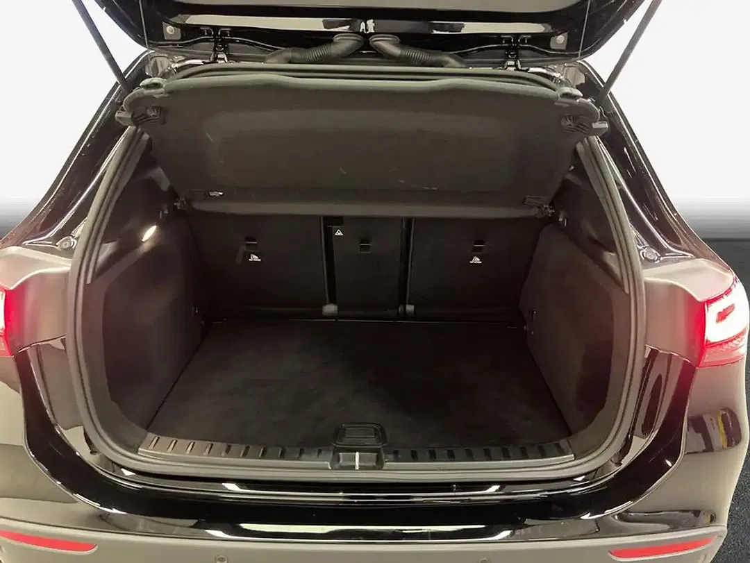 Mercedes-Benz GLA 250 - Thumbnail 9