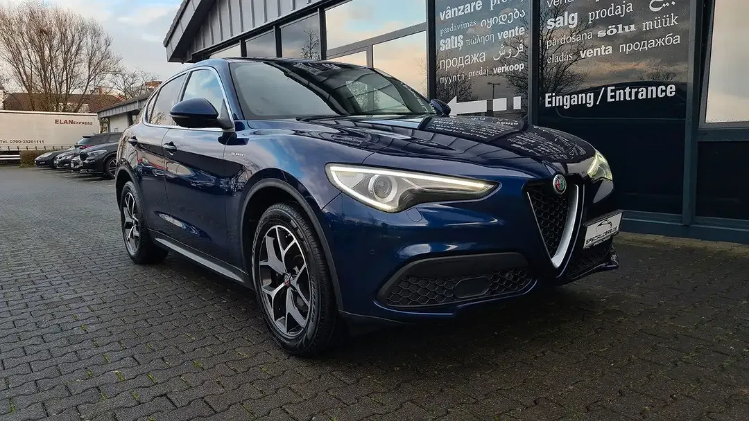 Alfa Romeo Stelvio Q4 Super - foto 1