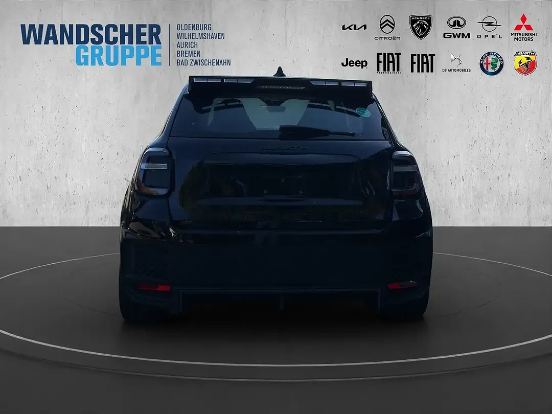 Abarth 600e - Thumbnail 4