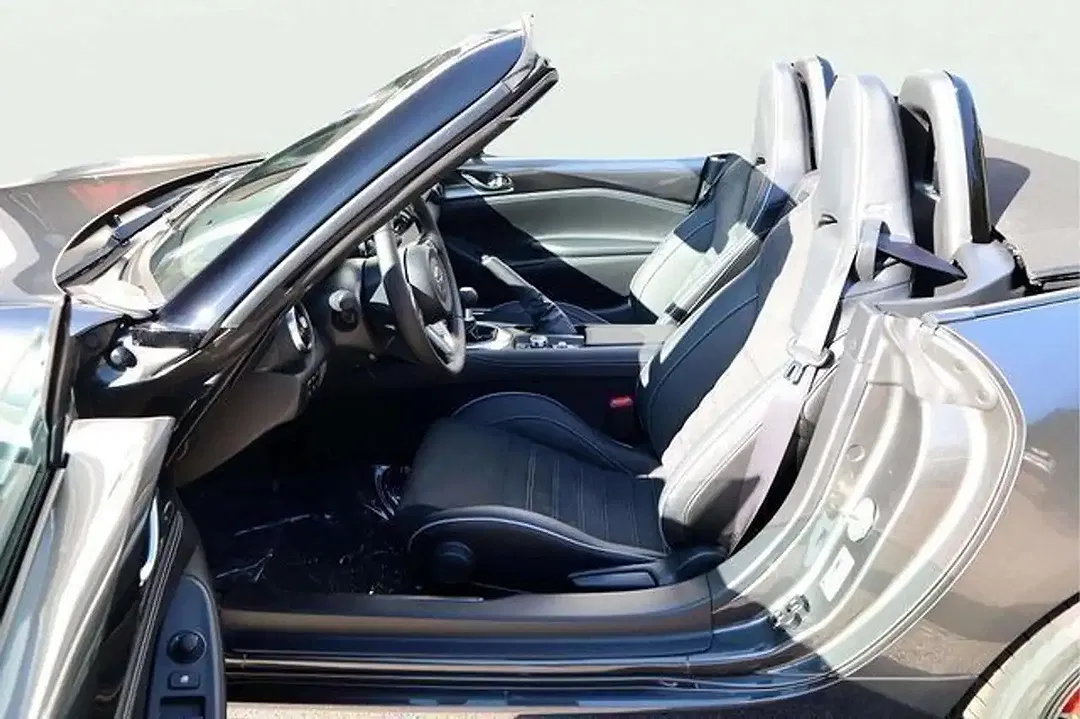 Mazda MX-5 - Thumbnail 12