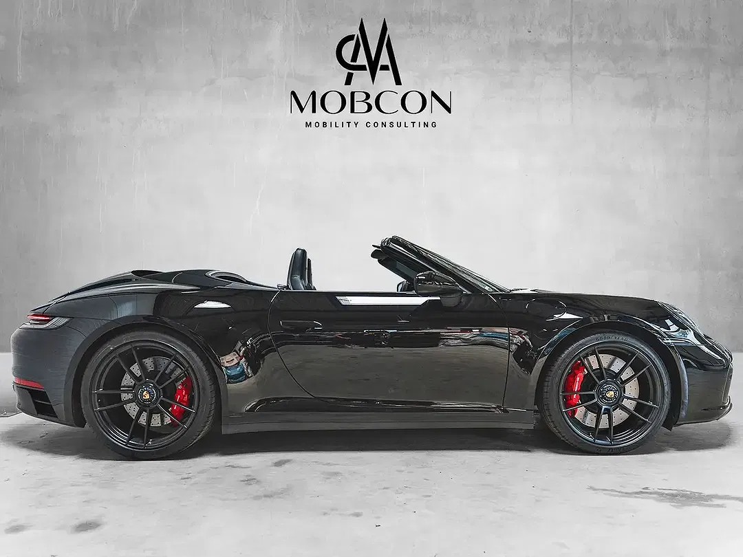 Porsche 911 - Thumbnail 4