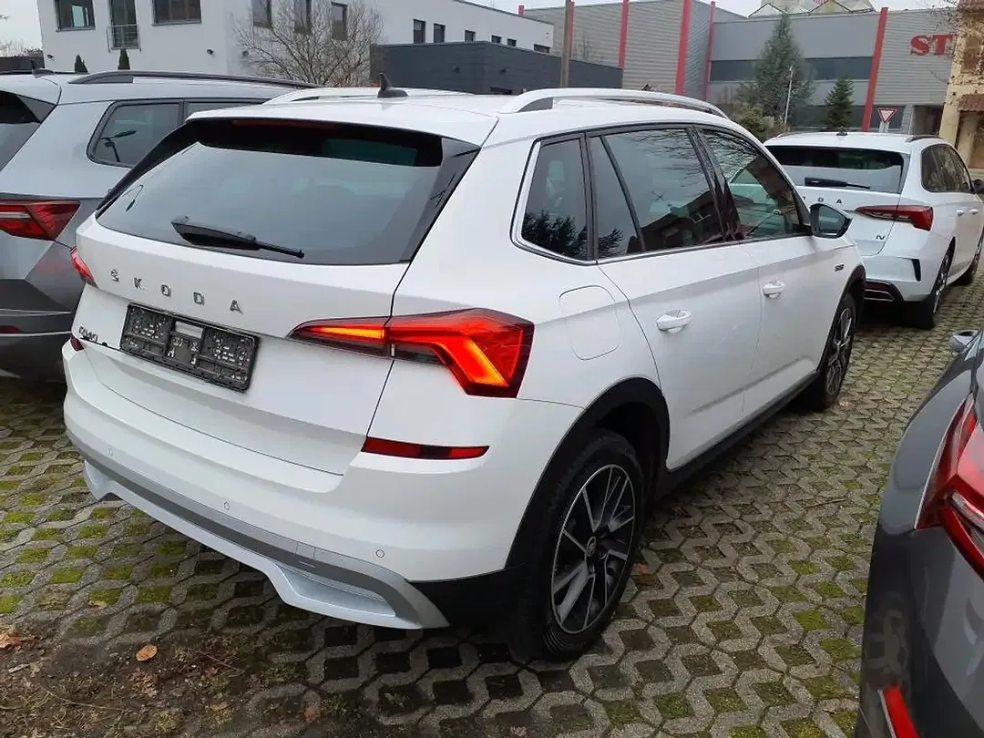 Skoda Kamiq - Thumbnail 4