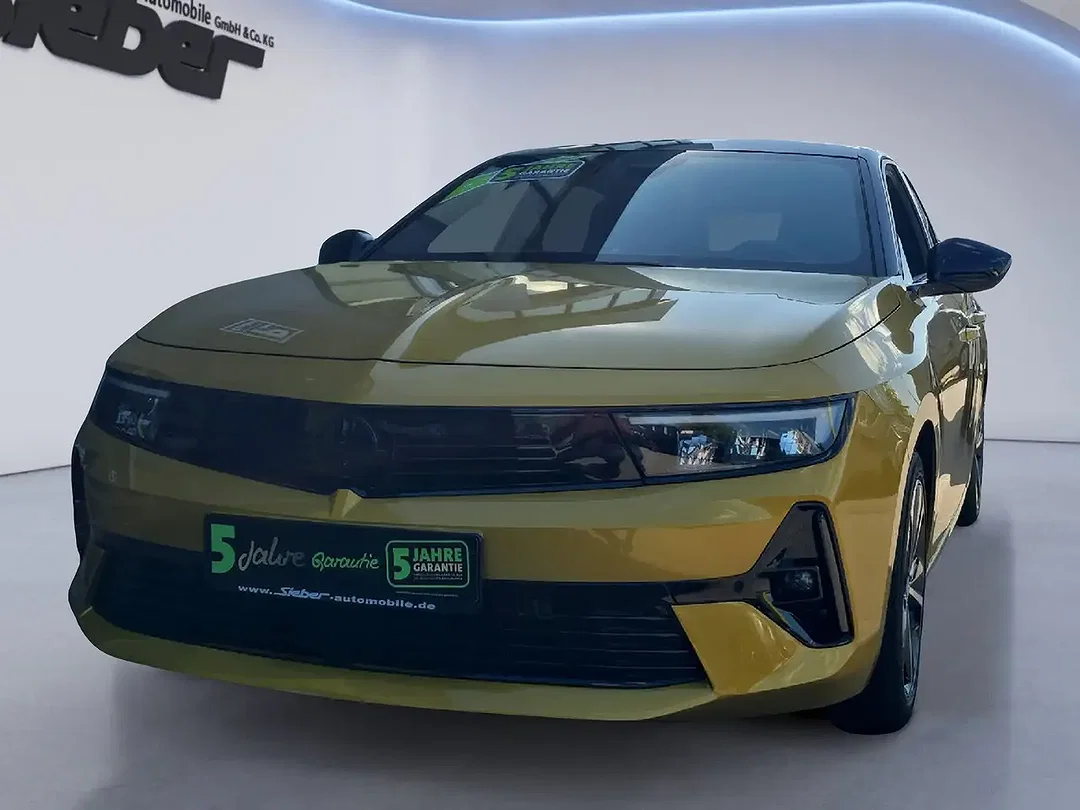 Opel Astra - Afbeelding 1