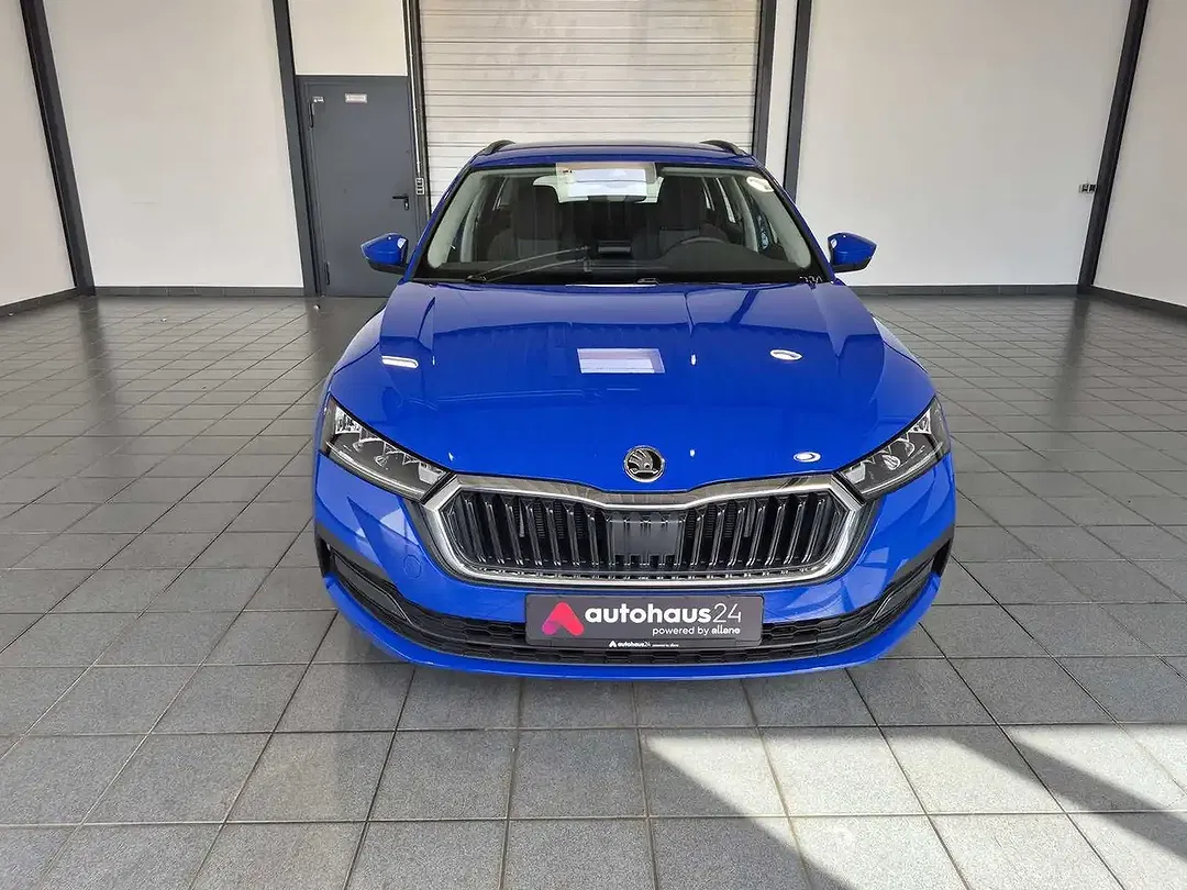Skoda Octavia 1.0 TSI Combi - foto 2