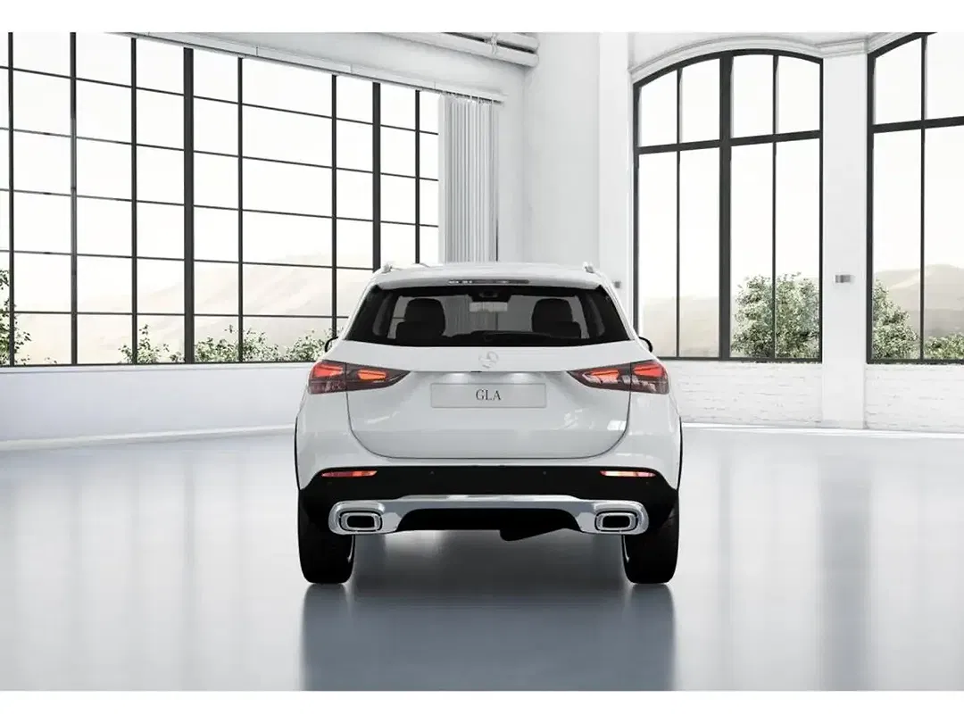 Mercedes-Benz GLA 220 - Thumbnail 6