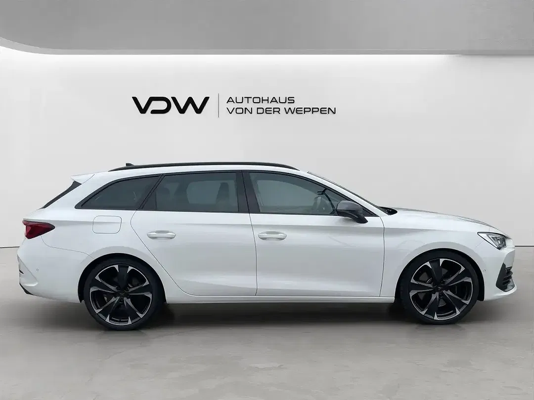 CUPRA Leon - Thumbnail 8
