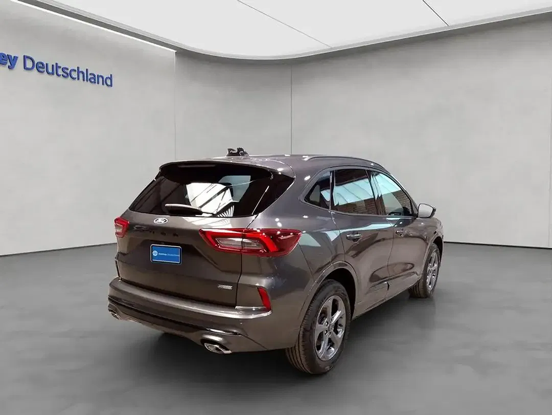 Ford Kuga - Thumbnail 4