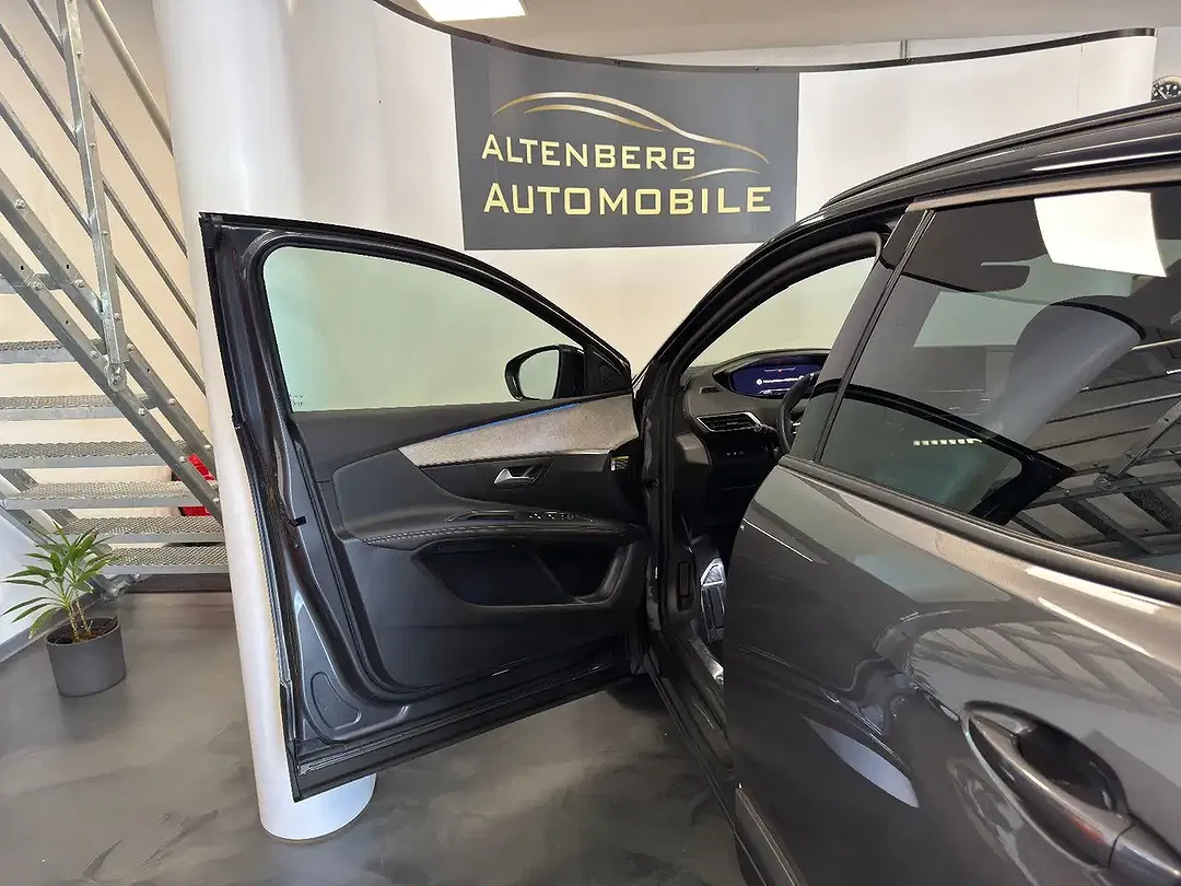 Peugeot 3008 - Thumbnail 5