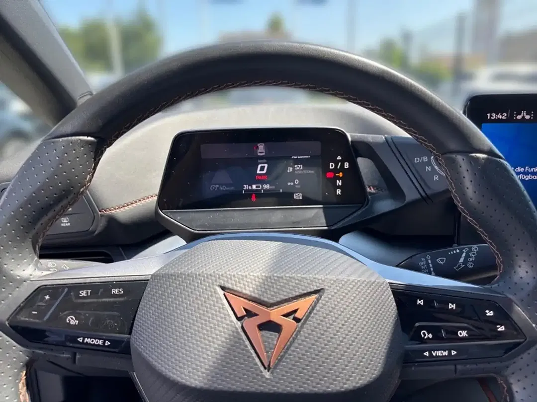 CUPRA Born - Thumbnail 13