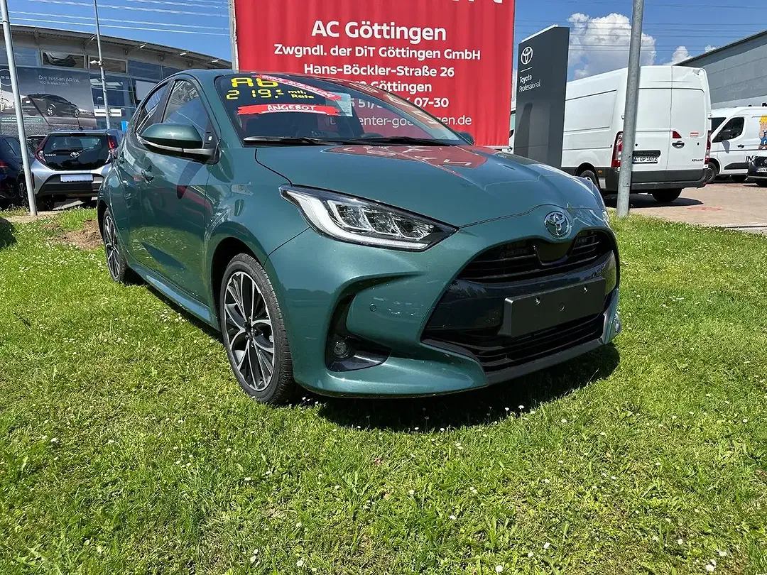 Toyota Yaris - Thumbnail 5