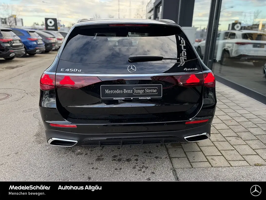 Mercedes-Benz E 450 - Thumbnail 11