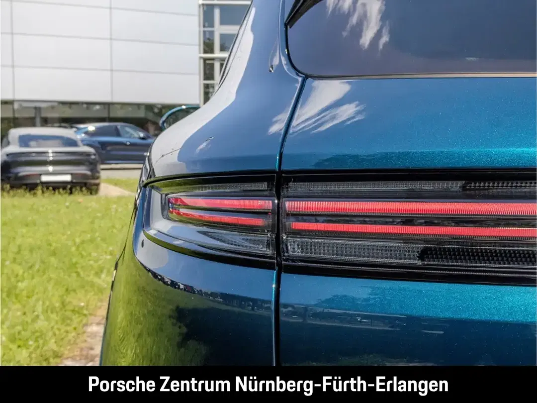Porsche Cayenne - Thumbnail 10