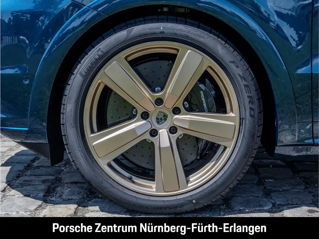 Porsche Cayenne - Thumbnail 12