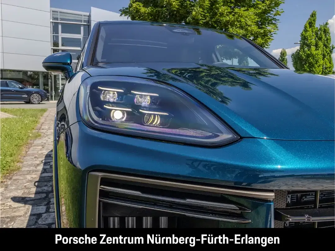 Porsche Cayenne - Thumbnail 9
