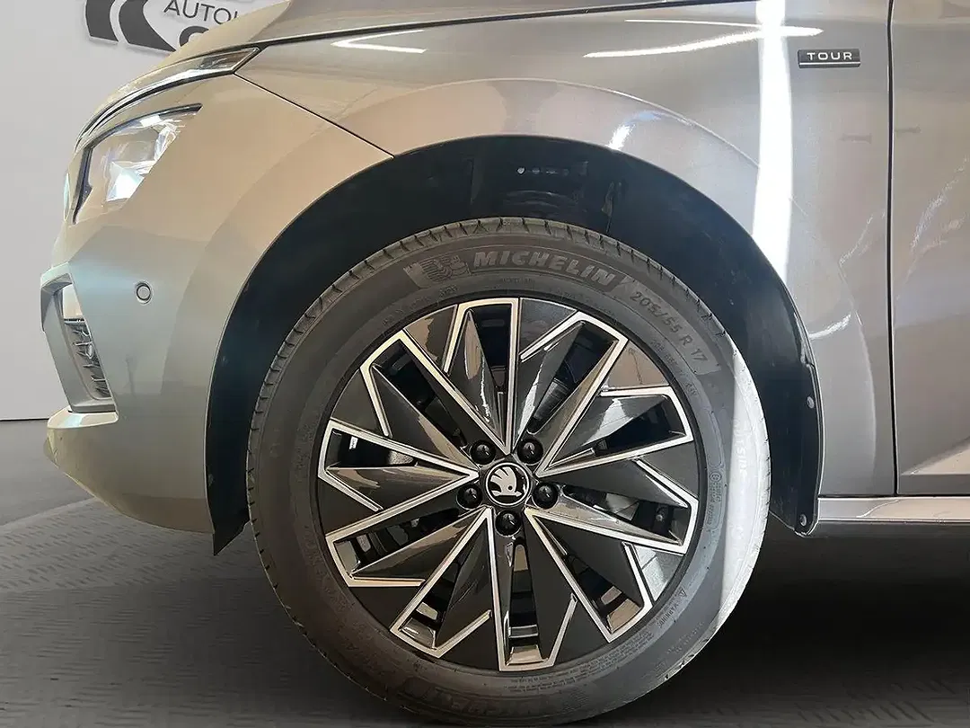 Skoda Kamiq - Thumbnail 15