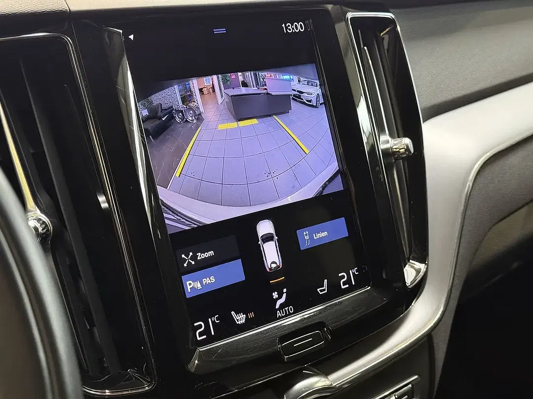 Volvo XC60 - Thumbnail 21