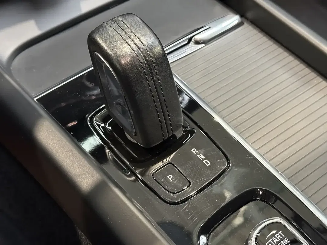 Volvo XC60 - Thumbnail 28