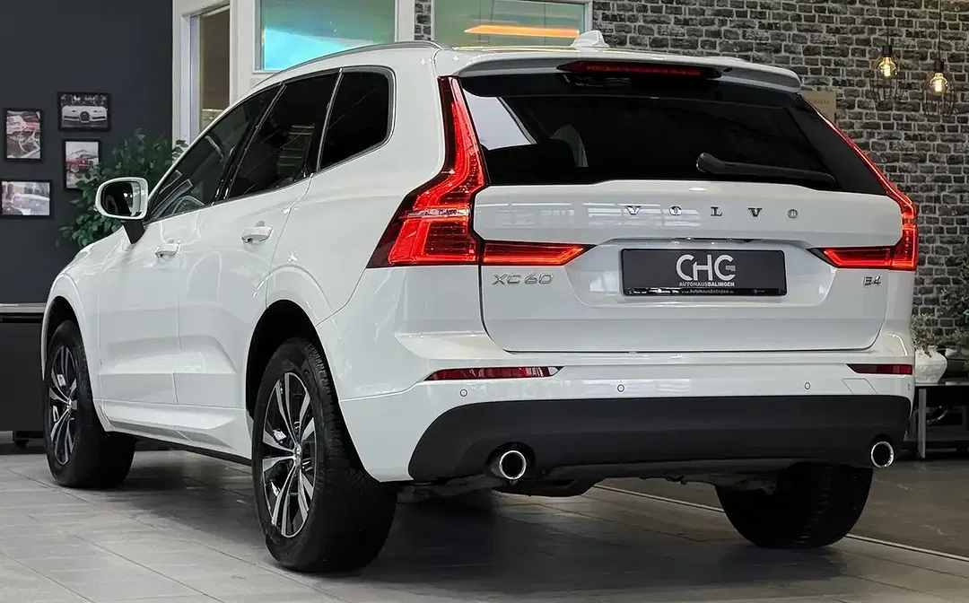 Volvo XC60 - Thumbnail 5