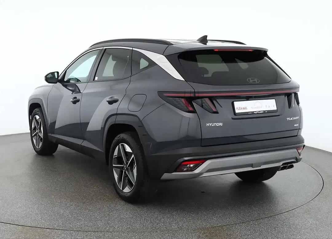 Hyundai TUCSON - Thumbnail 3