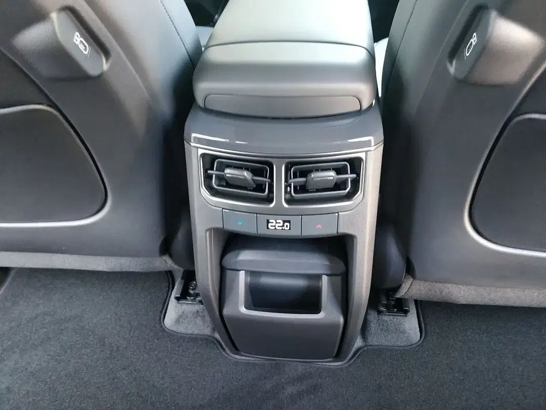 Kia EV5 - Thumbnail 13
