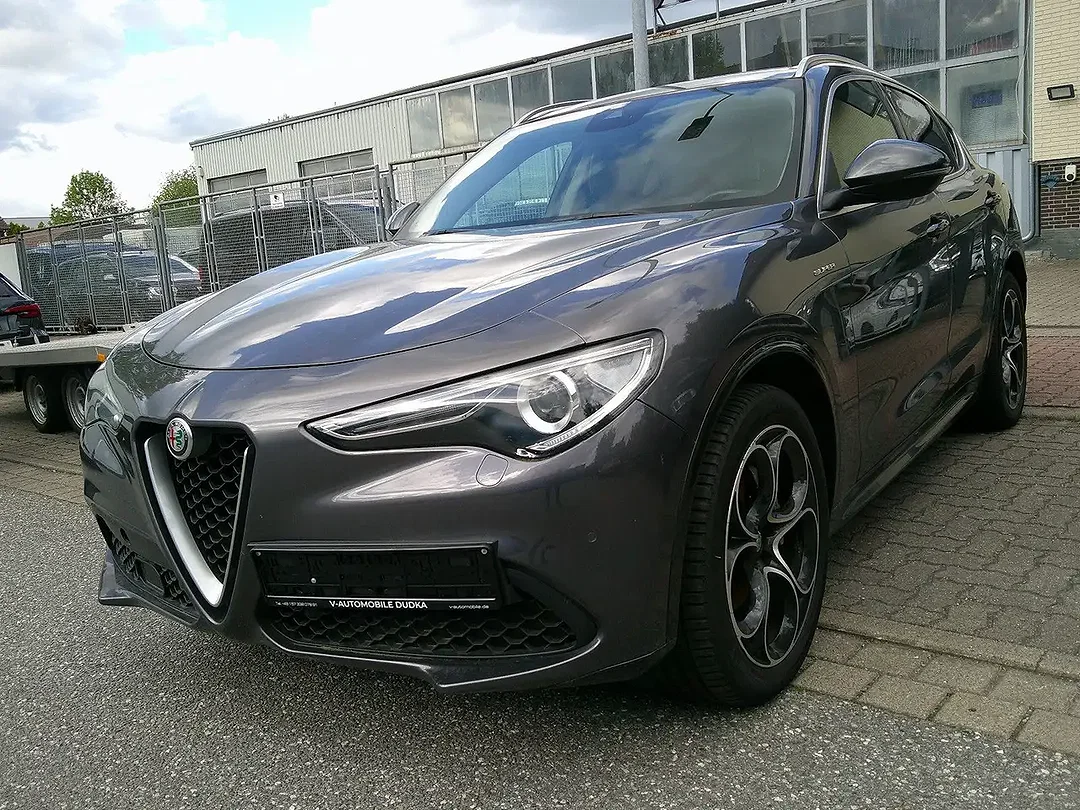 Alfa Romeo Stelvio - Afbeelding 1