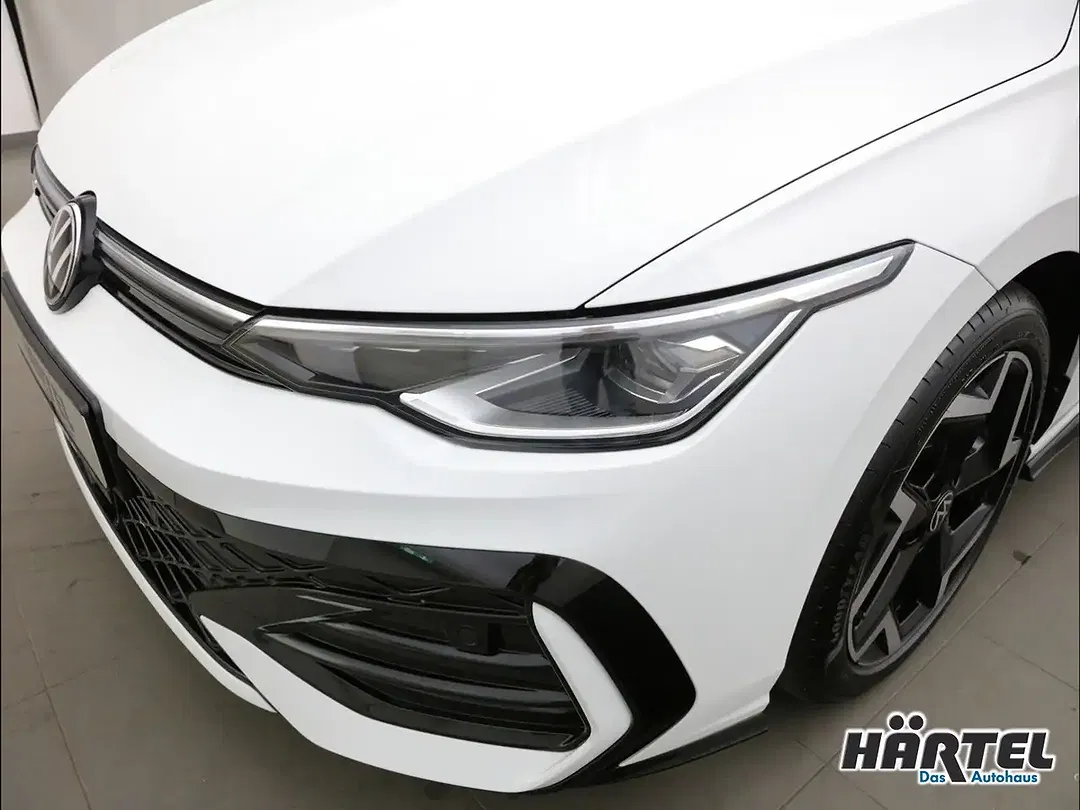Volkswagen Golf - Thumbnail 3