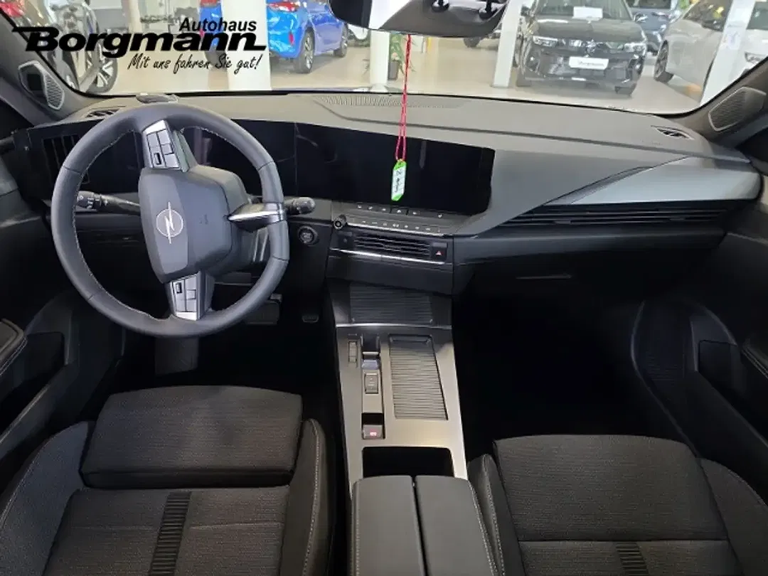 Opel Astra - Thumbnail 10