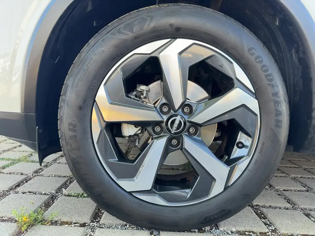 Nissan Qashqai - Thumbnail 11